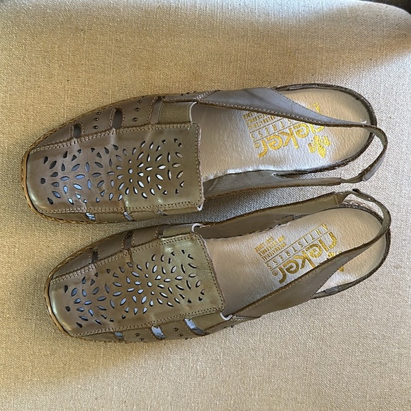 Rieker Women’s Slingback Flats Sandals Gray Neutral Size 7 (38) - Picture 4 of 9